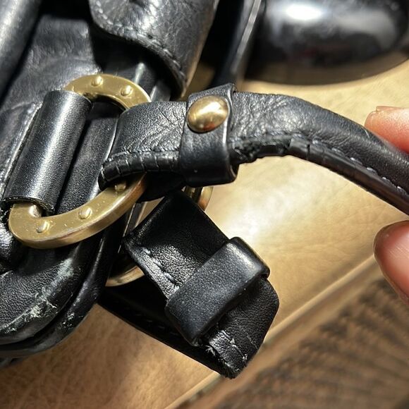 ELLEN TRACY LEATHER PURSE   - Picture 13 of 16